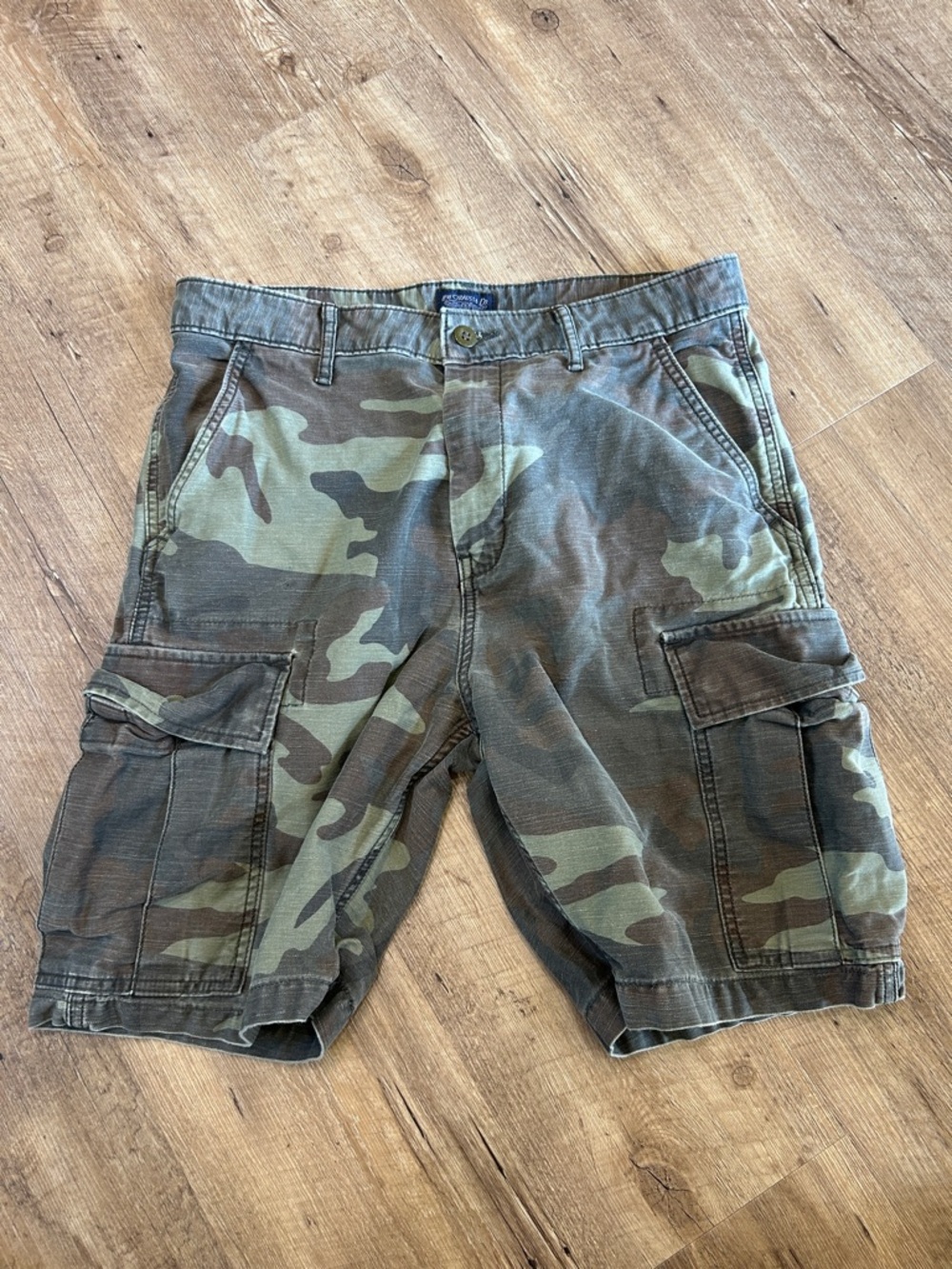 Signature by Levi Strauss Men's Camo Cargo Shorts - Green & Brown